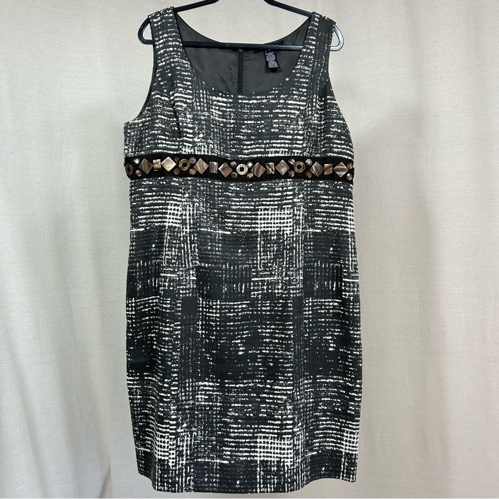 Ellen Tracy Houndstooth Sleeveless Dress with Stone Embellish Waist Size 18
